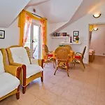 Jacky Daire Hvar Town