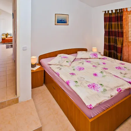Jacky Apartman
