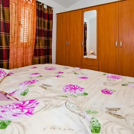 Apartment Jacky Hvar Town