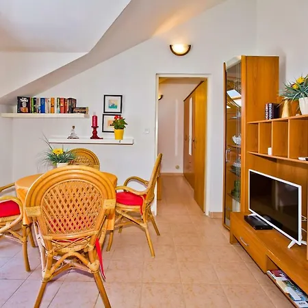 Jacky Apartment Hvar Town