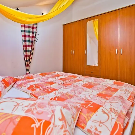 Jacky Apartment Hvar Town