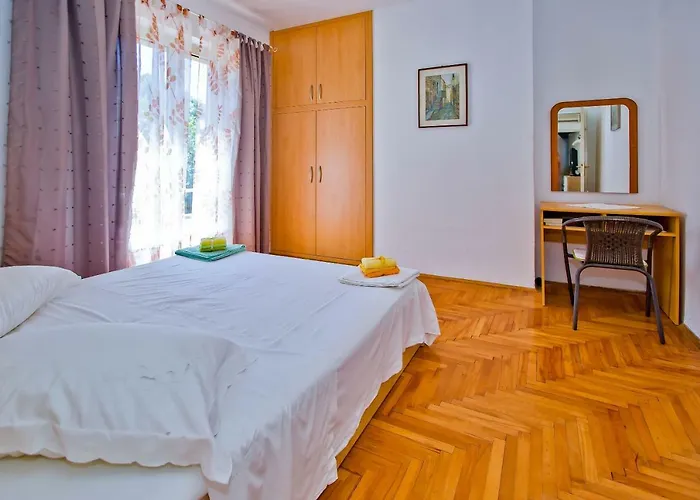 Apartment Jacky Hvar Town