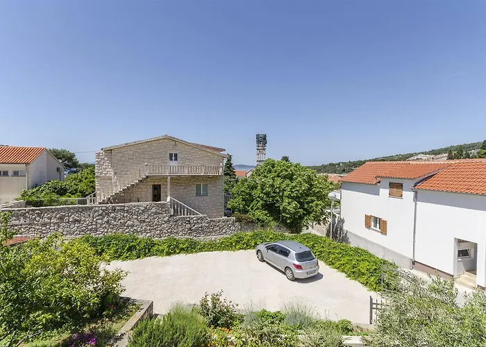 公寓 Jacky 赫瓦尔